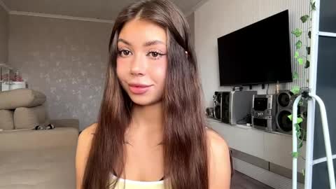 Flora online show from 04/10/26, 07:13