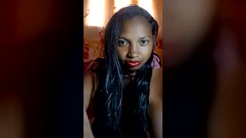 Snapshot of loulou449866 chatting on 06/19/26, 06:51 loulou449866 online show from 06/19/26, 06:51