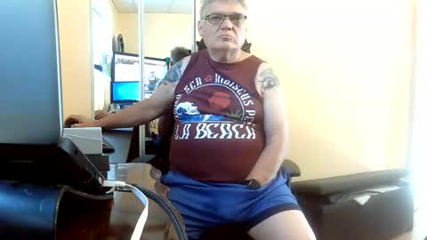 loumtl3 online show from 07/01/26, 12:18