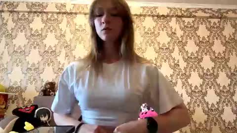 Snapshot of louracryderman chatting on 08/07/26, 03:08 louracryderman online show from 08/07/26, 03:08