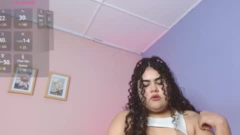lourdes_moon22 online show from 10/10/25, 01:43