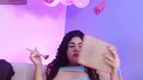 lourdes_moon22 online show from 12/04/25, 12:25