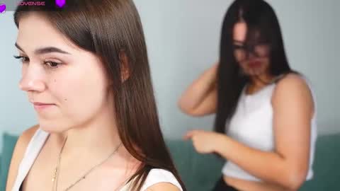 Brook and Del online show from 09/10/25, 04:34