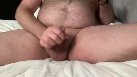 Snapshot of love2stroke2023 chatting on 11/06/25, 04:35 Love2stroke online show from 11/06/25, 04:35