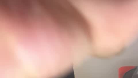 Snapshot of love4heelz chatting on 09/25/25, 08:51 Prynce online show from 09/25/25, 08:51