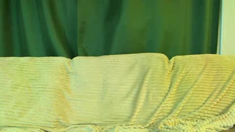 Cute face online show from 02/04/26, 11:38