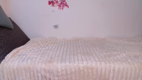 love bella  online show from 02/20/26, 12:29