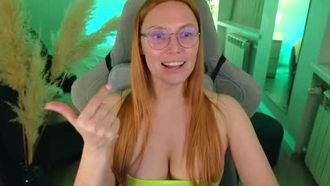 Snapshot of love_call chatting on 01/26/25, 11:28 love_call online show from 01/26/25, 11:28