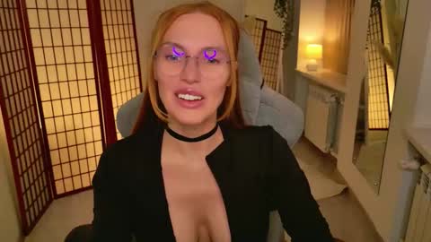 love_call online show from 11/26/25, 05:30