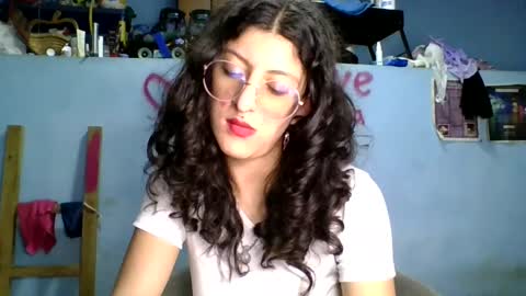 Snapshot of love_electra chatting on 09/23/25, 12:13 love_electra online show from 09/23/25, 12:13