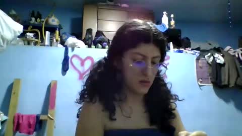 Snapshot of love_electra chatting on 10/03/25, 02:41 love_electra online show from 10/03/25, 02:41