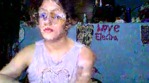 Snapshot of love_electra chatting on 04/11/26, 08:57 love_electra online show from 04/11/26, 08:57