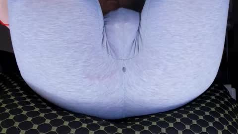 Kira online show from 12/04/25, 10:02