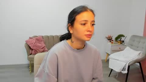 Snapshot of love_mexoxo chatting on 08/03/26, 07:51 Andreea online show from 08/03/26, 07:51