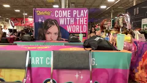 Snapshot of love_raquel_xo chatting on 12/06/24, 10:41 Raquel Love online show from 12/06/24, 10:41