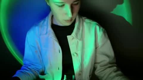 Vivian online show from 02/04/26, 11:05