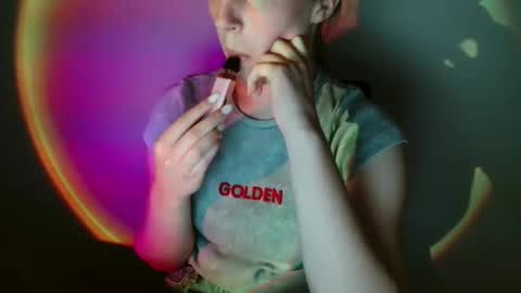 Vivian online show from 02/19/26, 02:13