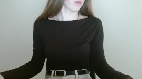 Vivian online show from 05/26/26, 10:11
