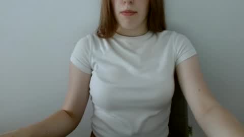 Snapshot of love_vivian chatting on 07/02/26, 11:05 Vivian online show from 07/02/26, 11:05