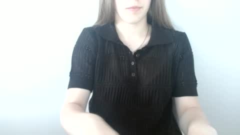 Snapshot of love_vivian chatting on 07/03/26, 11:05 Vivian online show from 07/03/26, 11:05