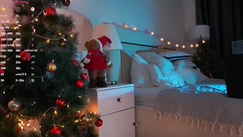 Shynie online show from 12/22/24, 06:04