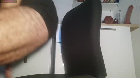 Liam online show from 10/20/25, 07:36