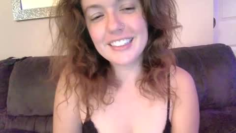 Snapshot of loveconnie chatting on 09/19/25, 03:19 Connie Rae online show from 09/19/25, 03:19