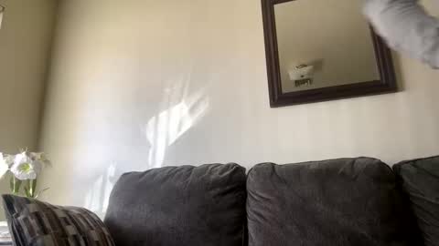 lovecurve_ online show from 03/04/25, 10:05