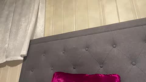 loved19 online show from 11/08/25, 01:28