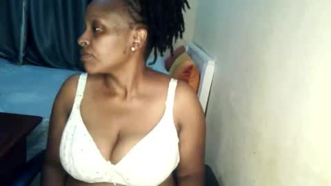 loveedee4 online show from 04/20/26, 08:10