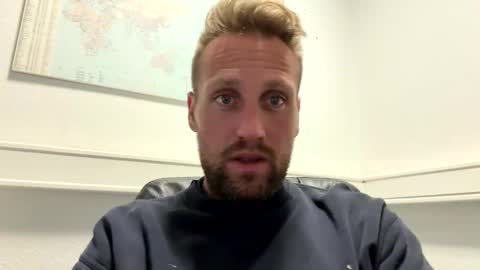 lovefuesse online show from 10/09/25, 11:30