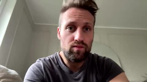 lovefuesse online show from 11/17/25, 08:09