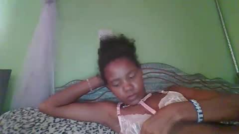 lovegal335 online show from 11/30/25, 11:47