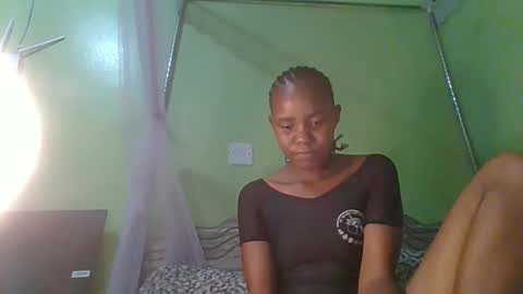 lovegal335 online show from 12/03/25, 09:46