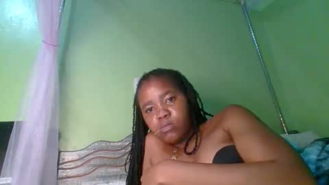 lovegal335 online show from 04/21/26, 08:12