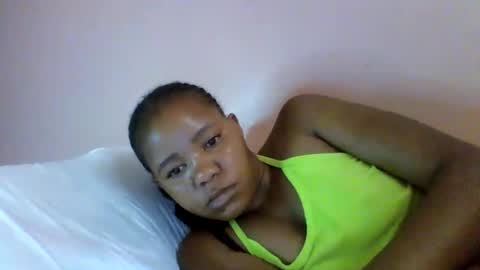Snapshot of lovegal335 chatting on 05/12/26, 12:13 lovegal335 online show from 05/12/26, 12:13
