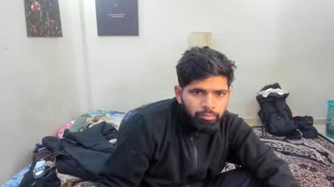 Snapshot of lovehairyindian chatting on 01/22/25, 06:41 Indian hairy online show from 01/22/25, 06:41