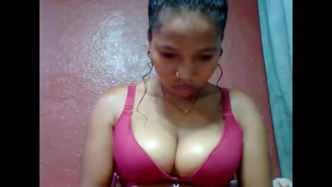 loveinlife750427 online show from 12/01/25, 05:34