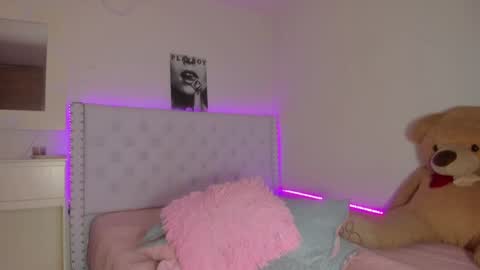 Val online show from 02/27/25, 06:40