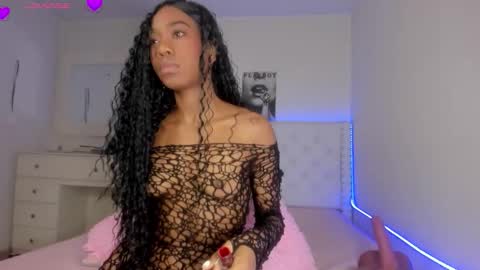 Val online show from 10/26/25, 10:25