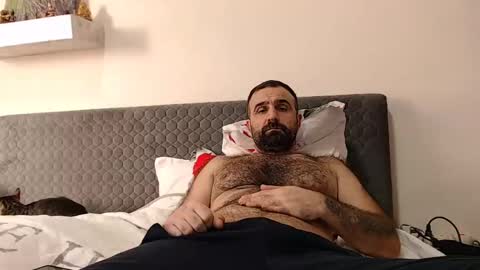 Snapshot of loveivat80 chatting on 02/05/25, 01:54 loveivat80 online show from 02/05/25, 01:54