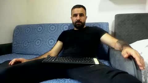 Snapshot of loveivat80 chatting on 11/15/25, 07:16 loveivat80 online show from 11/15/25, 07:16