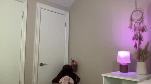 just Ivy D online show from 02/12/25, 07:35