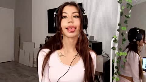 Flora online show from 03/04/26, 11:16