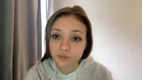 Ella online show from 10/27/25, 05:55