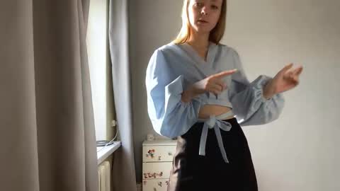 Ella online show from 11/11/25, 06:24