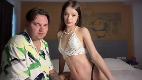 Mileena and Oliver online show from 03/03/25, 09:44