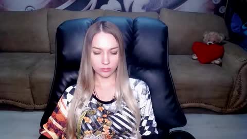 private open online show from 11/10/25, 05:56