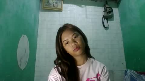 Snapshot of lovellypussy4u chatting on 03/16/26, 05:44 lovellypussy4u online show from 03/16/26, 05:44