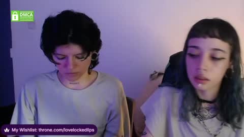 Snapshot of lovelockedlips chatting on 03/25/26, 01:11 Alex Violet online show from 03/25/26, 01:11